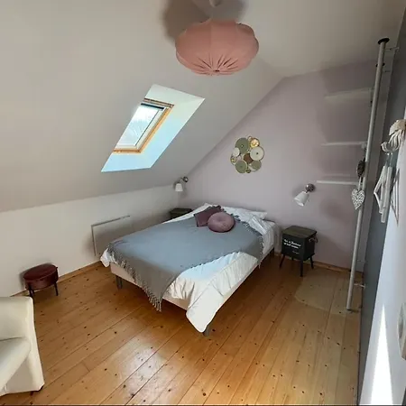 Entre La Et Le Avec Piscine Et Jacuzzi Vittefleur