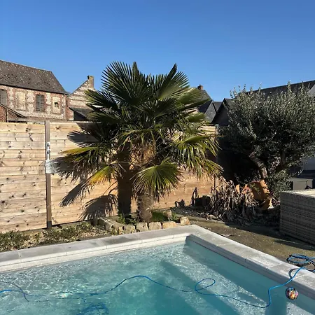Entre La Et Le Avec Piscine Et Jacuzzi Casa vacanze Vittefleur
