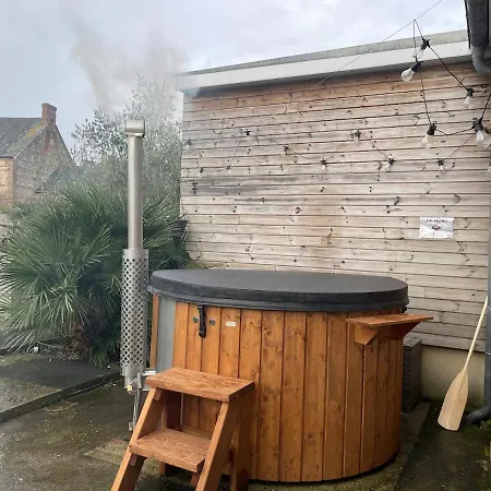 Entre La Et Le Avec Piscine Et Jacuzzi * Vittefleur