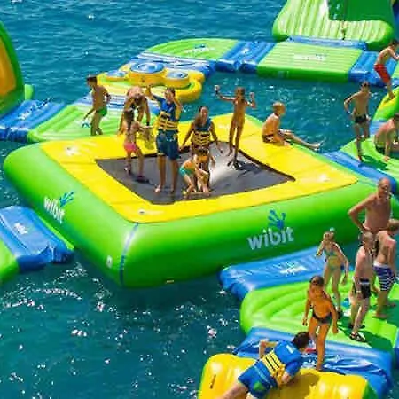 Entre La Et Le Avec Piscine Et Jacuzzi Vittefleur